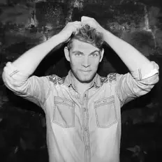 收听 Sandro Golia、观看音乐视频、阅读小传、查看巡演日期等 ！