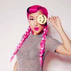 Listen to Effie Liu, watch music videos, read bio, see tour dates & more!