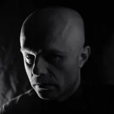 Ascolta Miro Pajic, guarda video musicali, leggi la biografia, vedi le date del tour & altro!