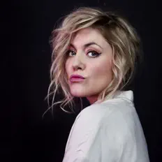 Listen to Neele Ternes, watch music videos, read bio, see tour dates & more!