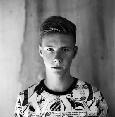 Listen to Erik Arbores, watch music videos, read bio, see tour dates & more!