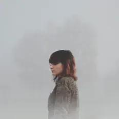 Escucha a Joana Serrat, mira videos musicales, lee su biografía, consulta las fechas de las gira y más.