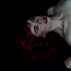 Hör dir Young Ejecta an, schau dir Musikvideos an, lies die Biografie, finde Tourdaten und mehr!