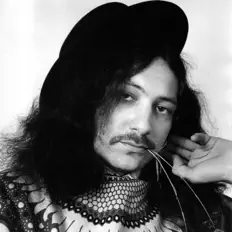 Doug Jerebine: песни, клипы, биография, даты выступлений и многое другое.