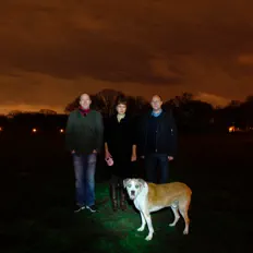 Luister naar The Wingdale Community Singers, bekijk muziekvideo's, lees de bio, bekijk de tourdata, en meer!