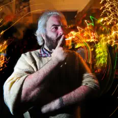 Posłuchaj wykonawcy Jason Urick, obejrzyj teledyski, przeczytaj biografię, zobacz daty tras koncertowych i nie tylko!