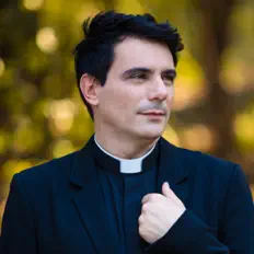 收听 Padre Juarez de Castro、观看音乐视频、阅读小传、查看巡演日期等 ！