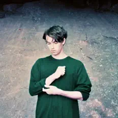 Dengarkan Junk Son, tonton video musik, baca bio, lihat tanggal tur & lainnya!