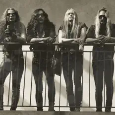 Luister naar Lethal Steel, bekijk muziekvideo's, lees de bio, bekijk de tourdata, en meer!