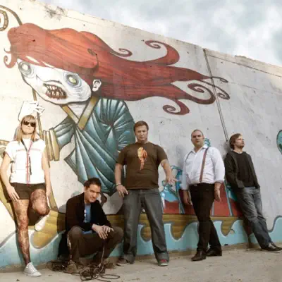 Listen to Animacionerite, watch music videos, read bio, see tour dates & more!