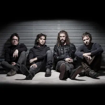 Listen to Vetamadre, watch music videos, read bio, see tour dates & more!