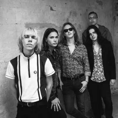 Listen to Skalkeskjul, watch music videos, read bio, see tour dates & more!