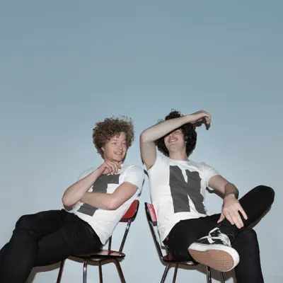 Listen to L'ENFANT, watch music videos, read bio, see tour dates & more!