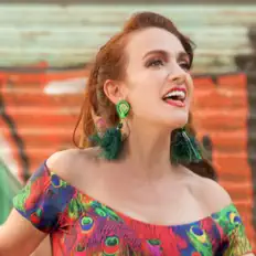 Listen to Fabiola Finkmann, watch music videos, read bio, see tour dates & more!