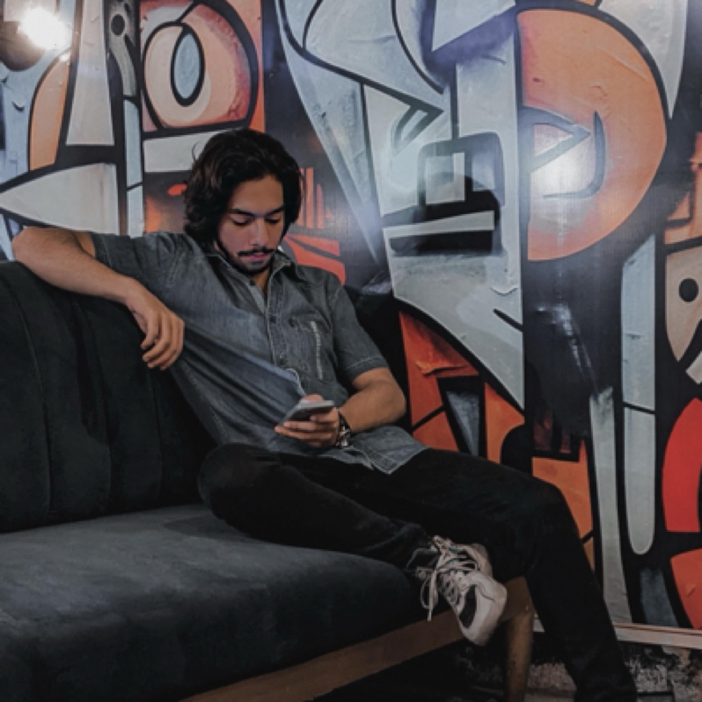 AppleMusic profile picture for @maliktalha