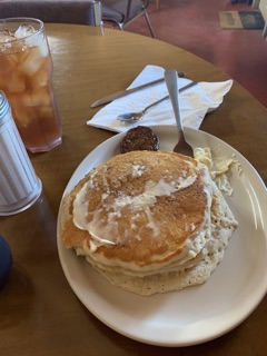 The Hungry Bunch Cafe