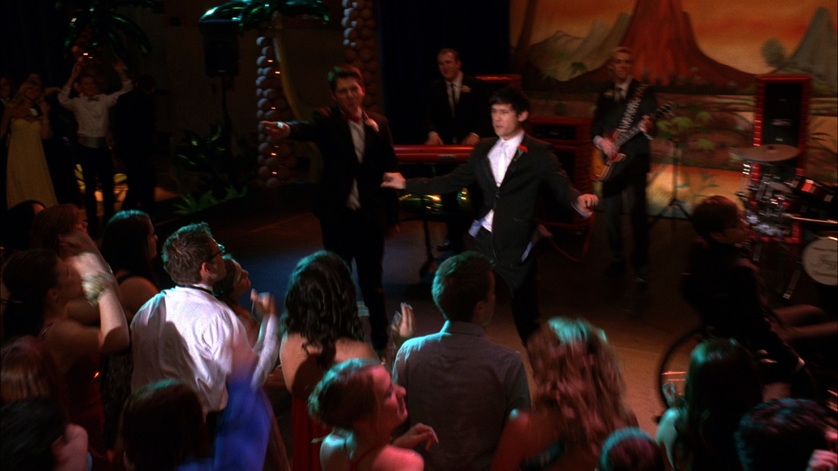‎Prom-Asaurus - Glee (Season 3, Episode 19) - Apple TV (日本)