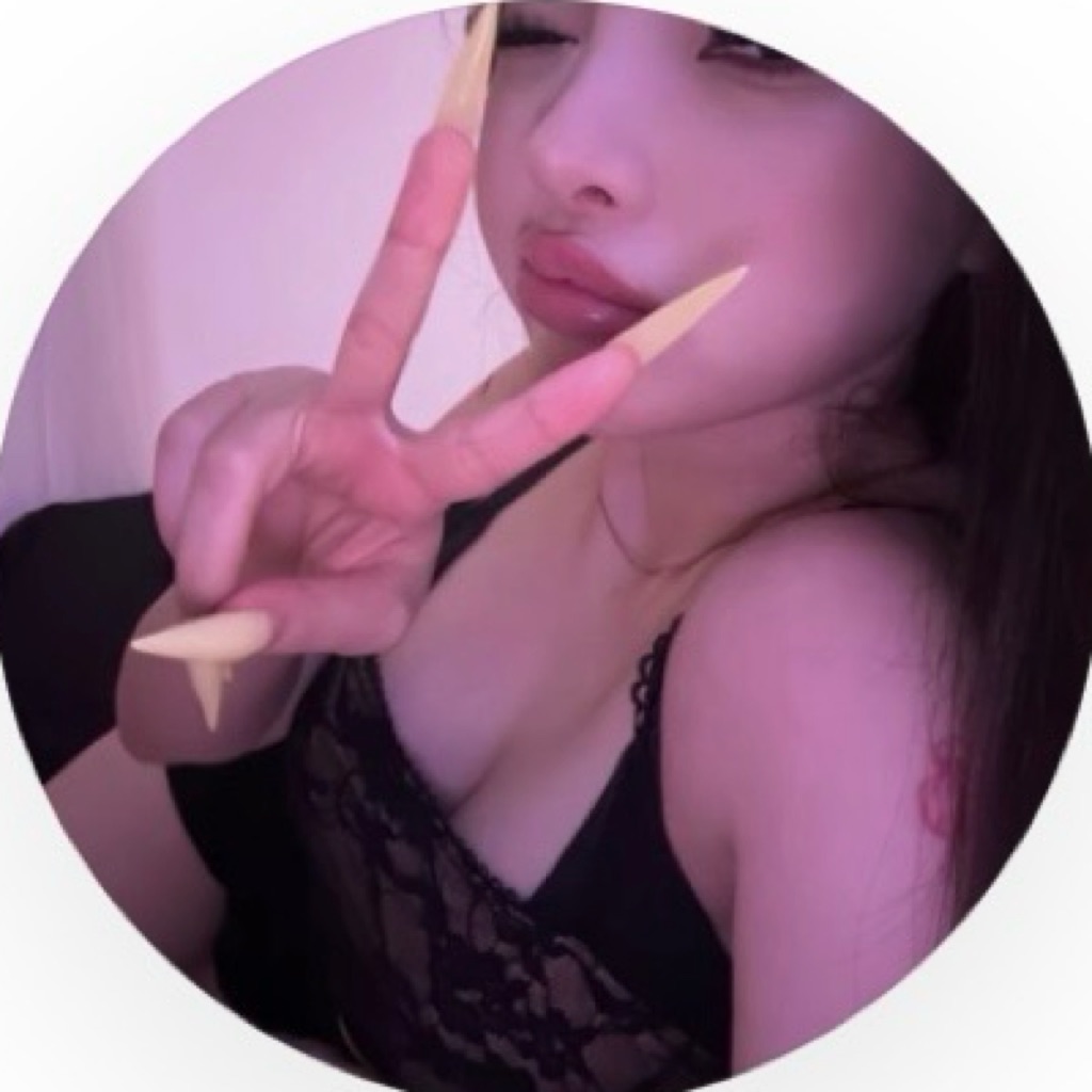 AppleMusic profile picture for @riy