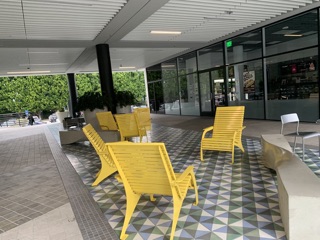 Encino Courtyard