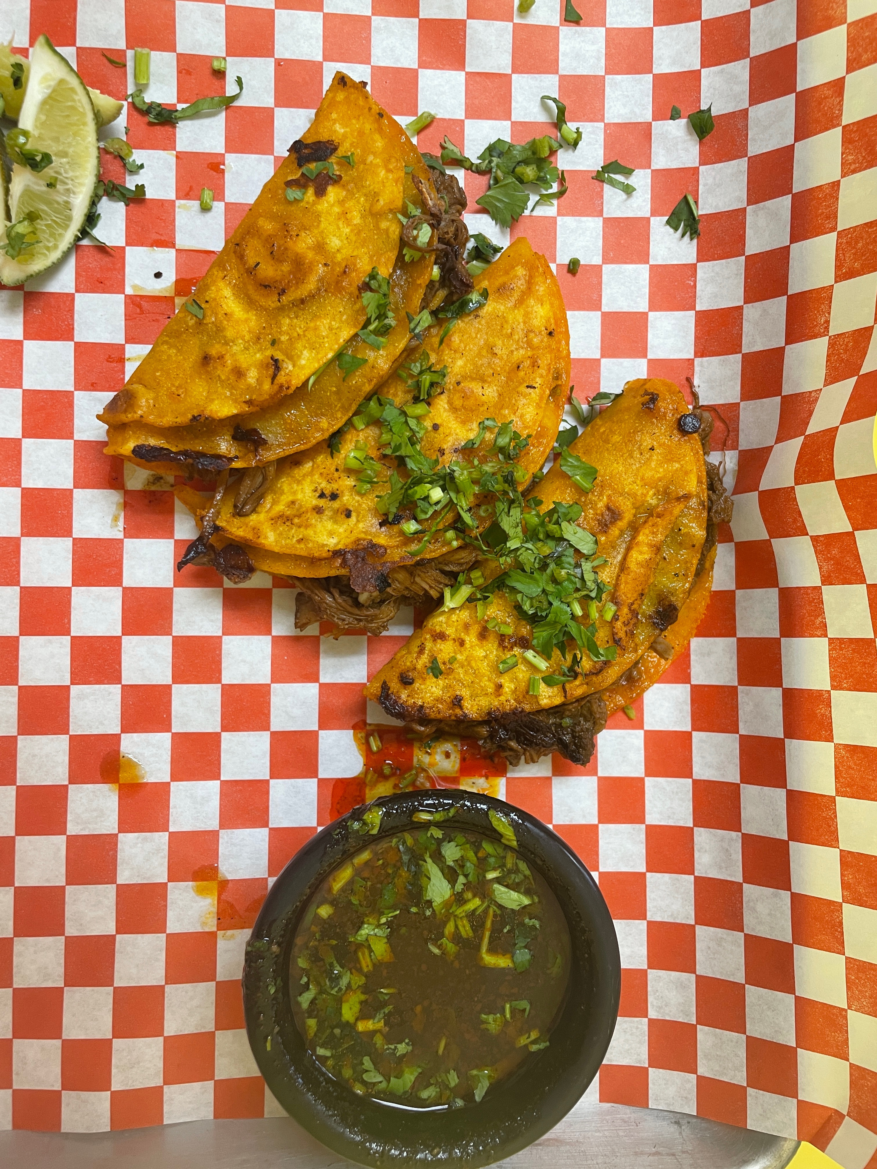 Trompitoz Taqueria