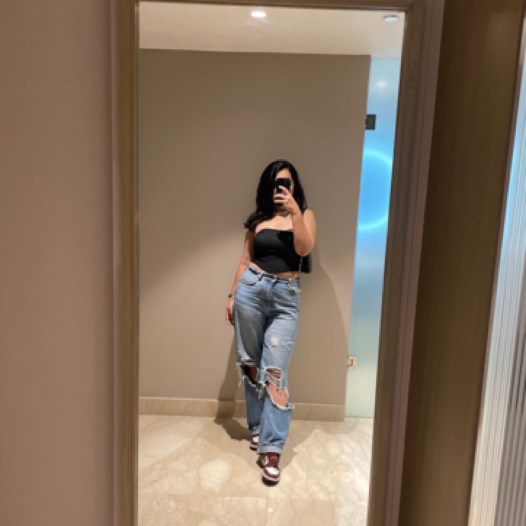 AppleMusic profile picture for @hits