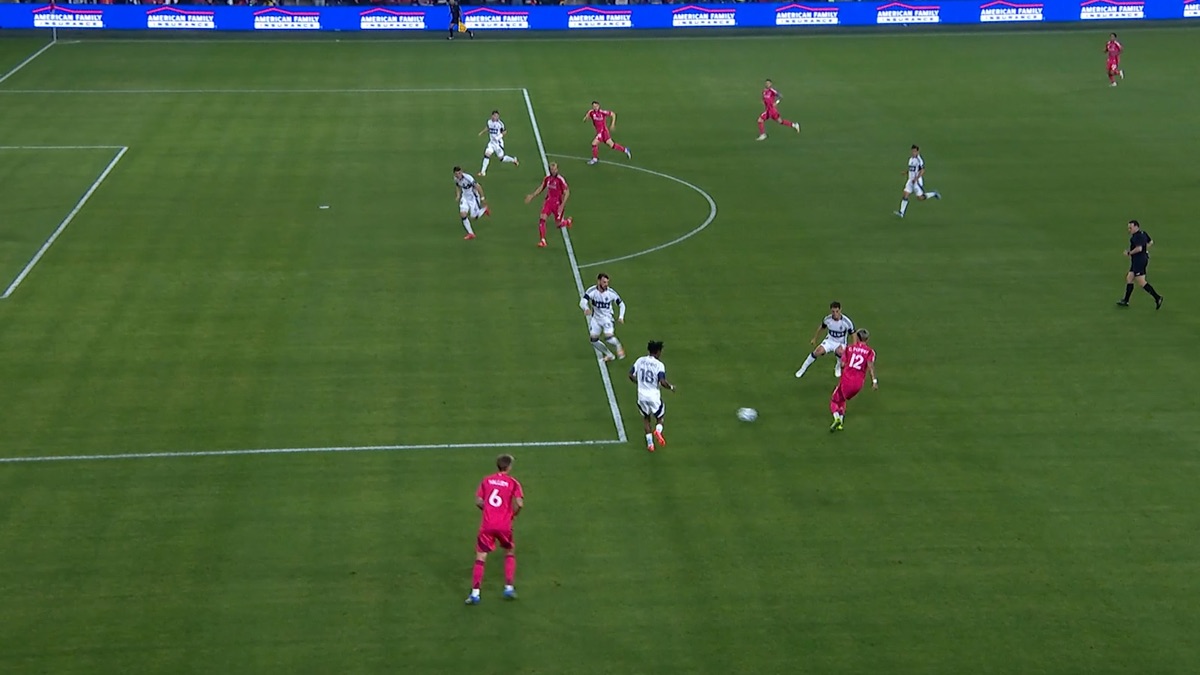 ‎VAR: STL Disallowed Goal vs. VAN, 25' – Watch MLS Highlights