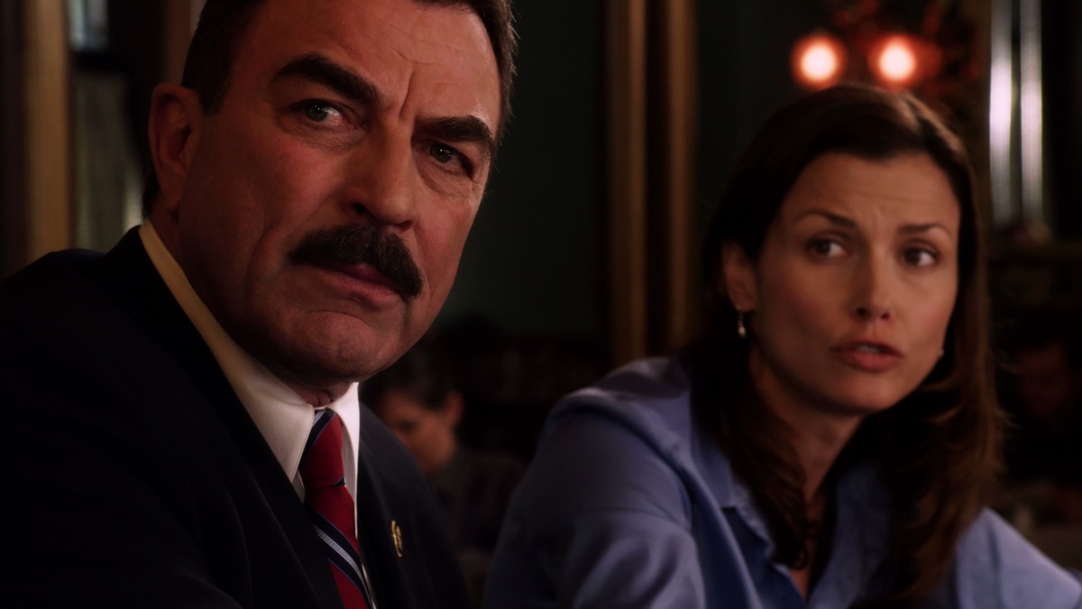 ‎Privilege - Blue Bloods (Series 1, Episode 5) - Apple TV (IN)