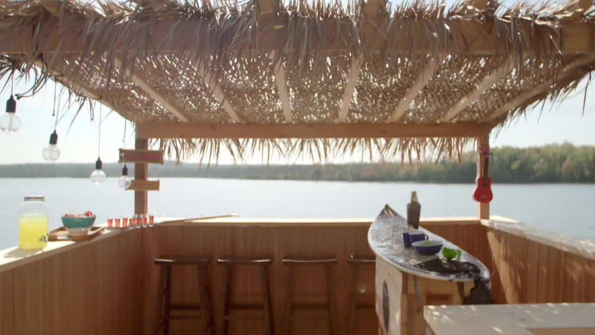 ‎The Floating Party Raft – Built for the Weekend (Season 1, Episode 3 ...