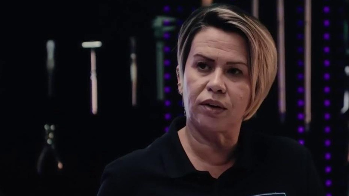 ‎Alguma Coisa Está Fora da Ordem - Perícia Lab (Series 2, Episode 8 ...