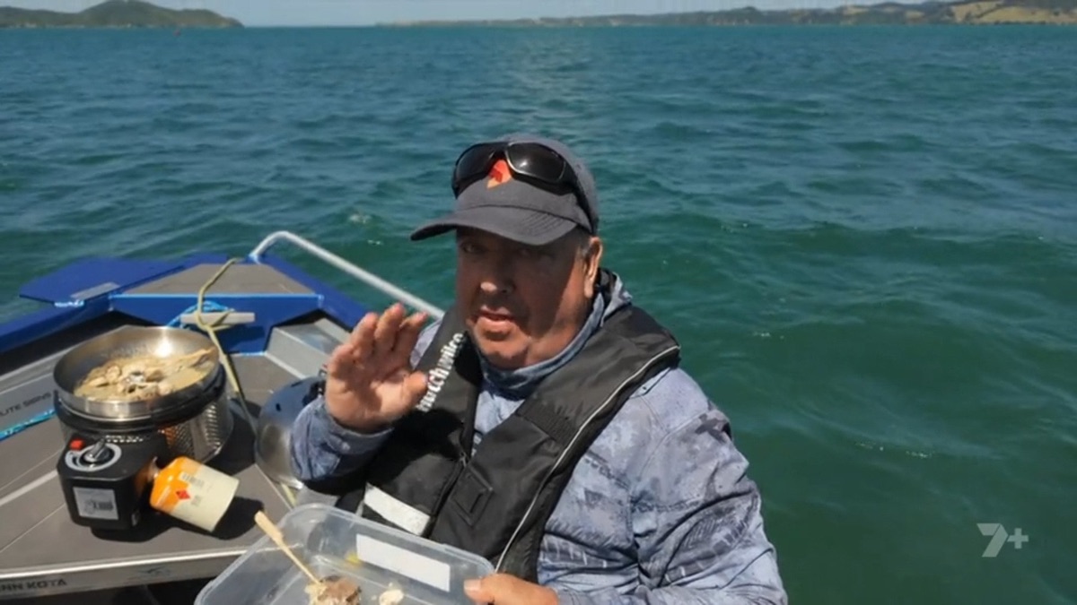 ‎Simple Pleasures – Fishy Business (Season 10, Episode 6) - Apple TV (AU)
