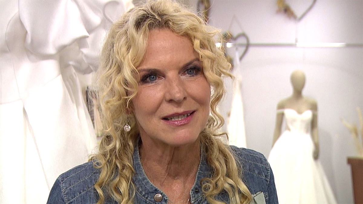 Victoria Herrmann auf Brautkleidsuche - Zwischen Tüll und Tränen ...