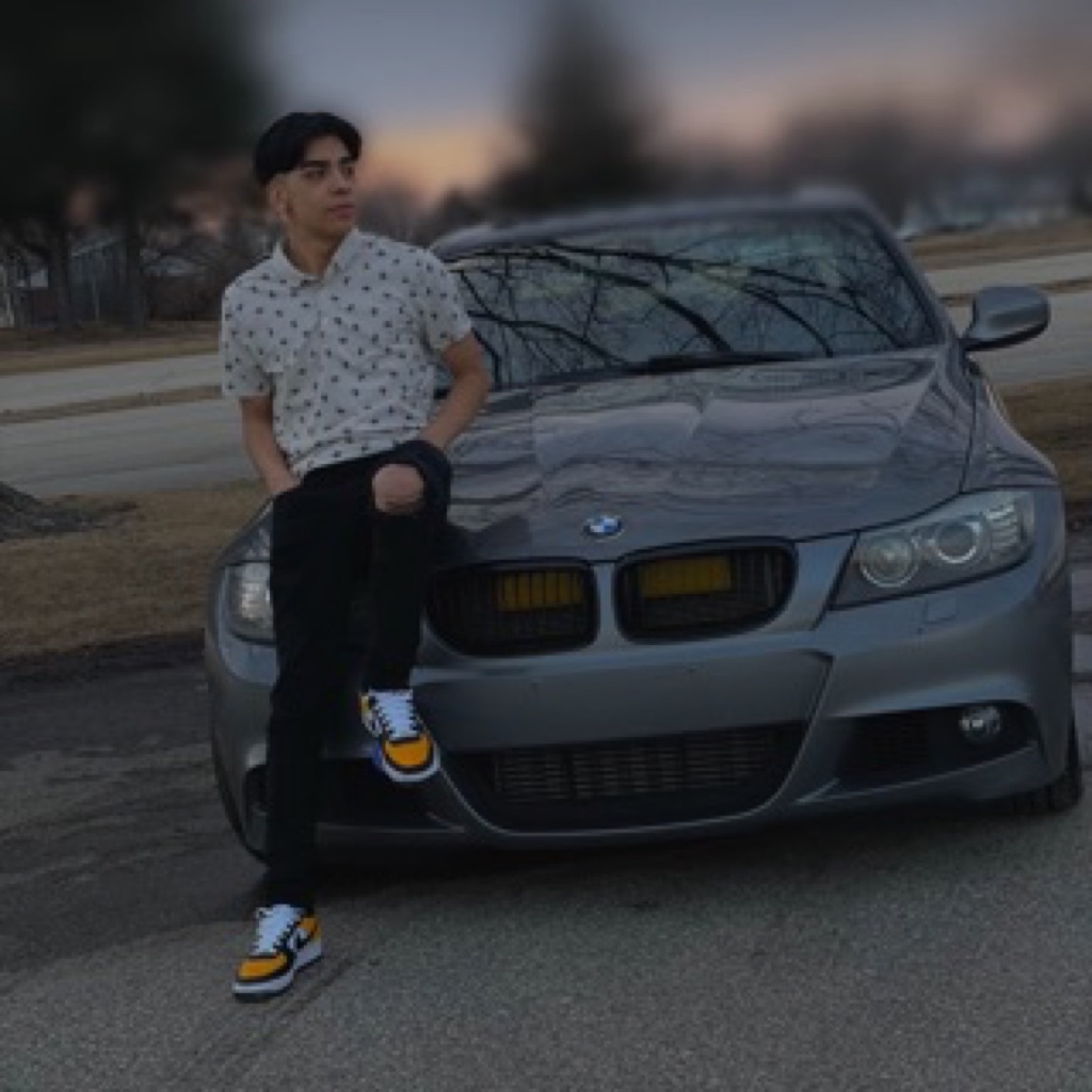 AppleMusic profile picture for @emerson