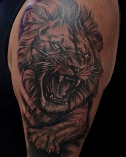 Tinta Sagrada Tattoos & Supplies