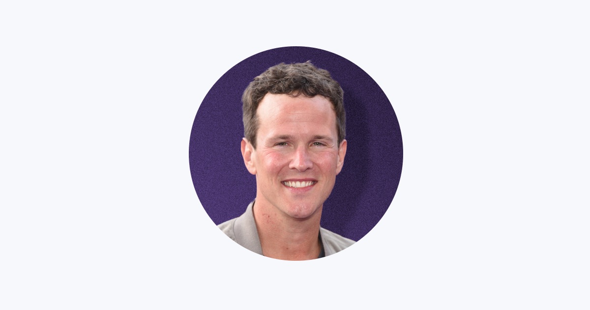 ‎Scott Weinger - Movies, TV Shows, and Podcasts - Apple Snapshot