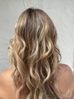 Cinco Lunas Hair Studio