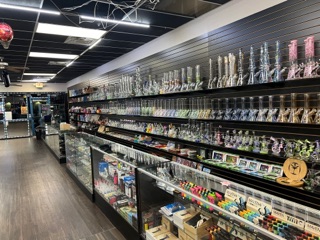 Vapor Trails Smoke Shop in Gilbert, AZ United States - Apple Maps