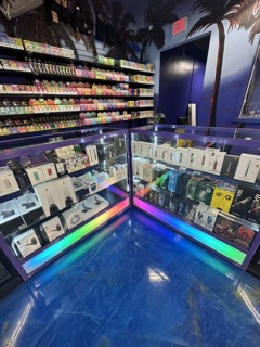 lava smoke shop vape and kartom gurnee Lava Smoke Shop VAPE & KARTOM - Reviews, Photos & Phone Number - Updated  May 2026 - Vape Shops in Lake County, Illinois (IL) main image 0
