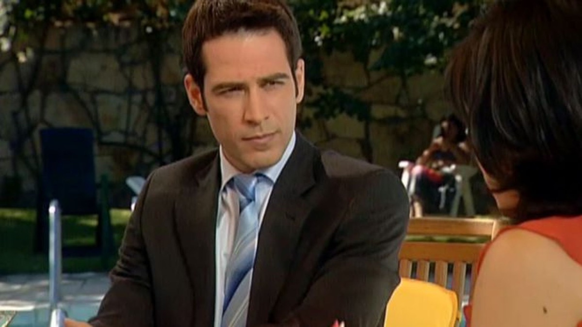 Llamada desde México - Yo soy Bea (temporada 1, episodi 41) - Apple TV (ES)