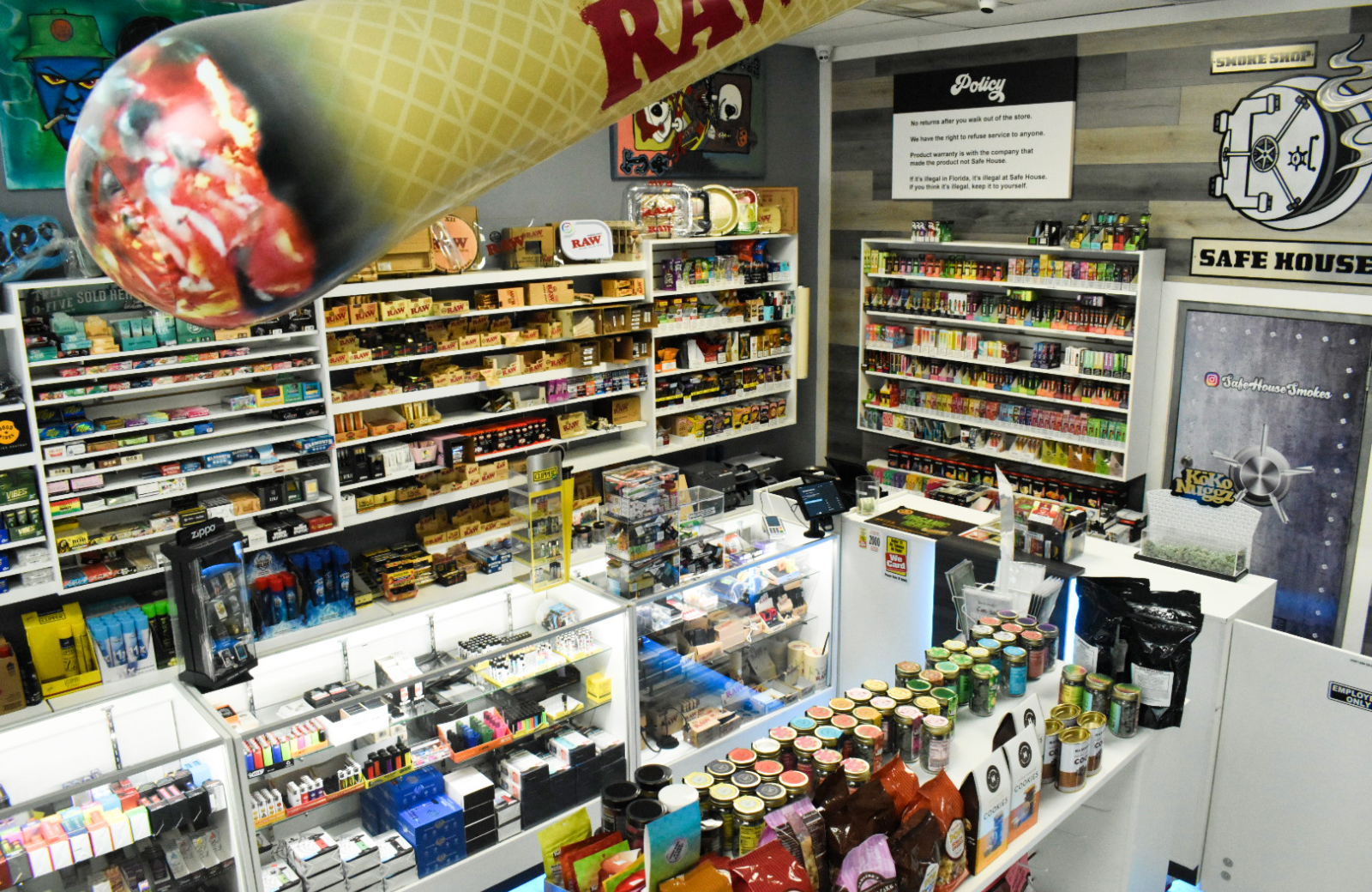 Safe House Smoke Shop in Hialeah, FL United States - Apple Maps