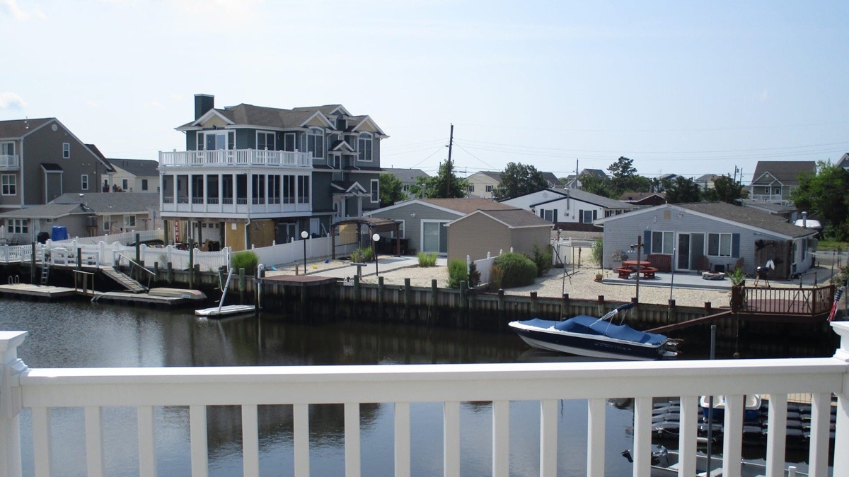 Jersey Shore Waterfront House Hunters (Season 196, Episode 11