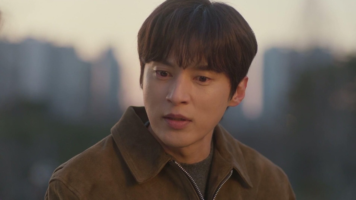 ‎The First Man - First Man (Series 1, Episode 70) - Apple TV (KR)