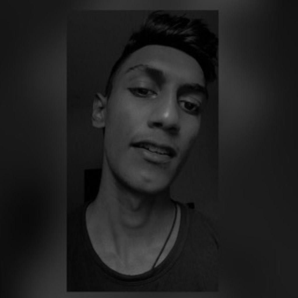 AppleMusic profile picture for @rasindu