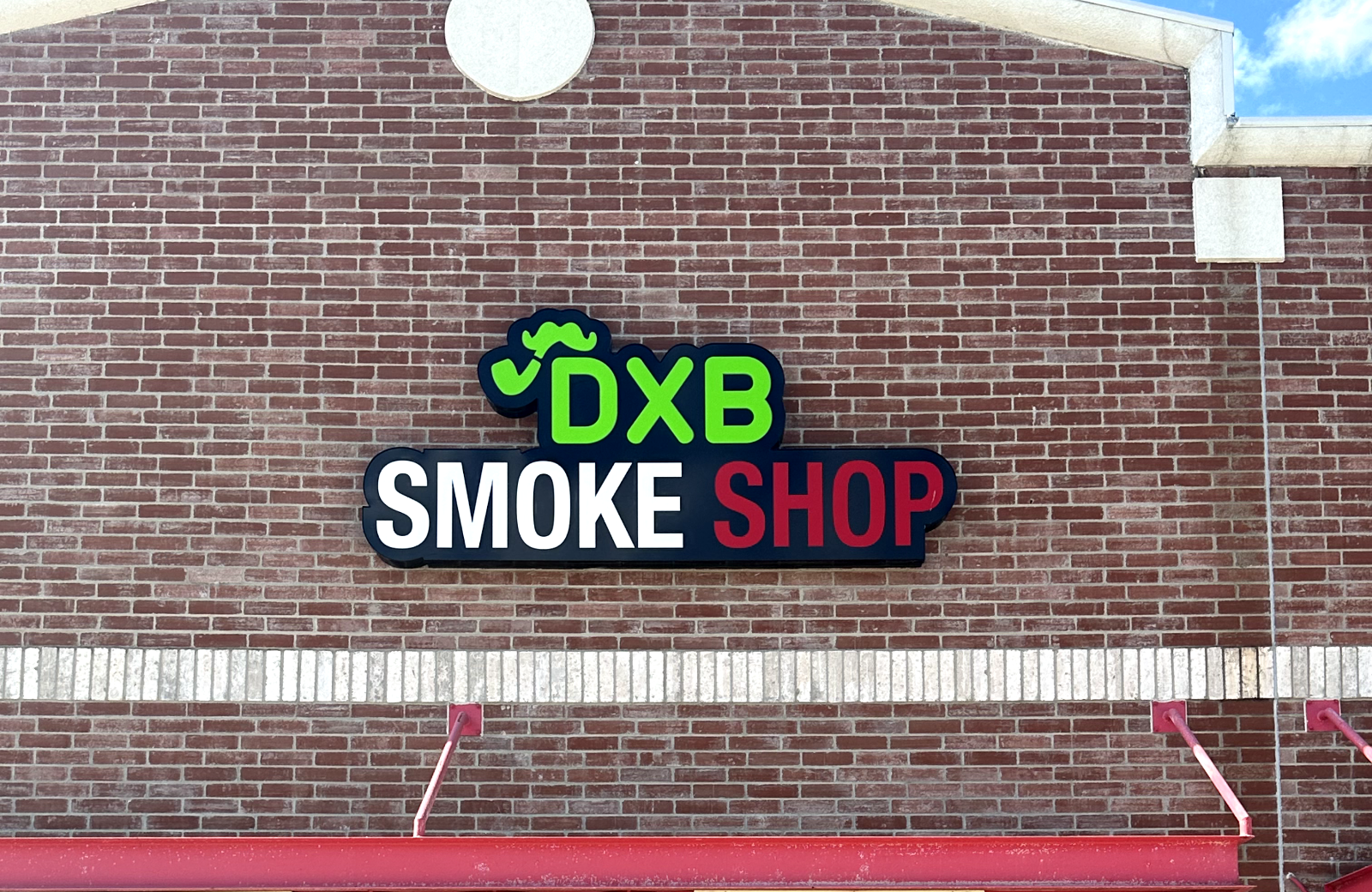 elfbar nachfüll pod läuft aus CBD Kratom Store in Downtown Dallas