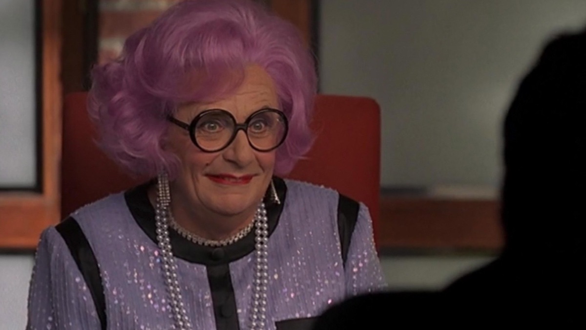 ‎Judge Ling - Ally McBeal (Series 5, Episode 102) - Apple TV (ES)