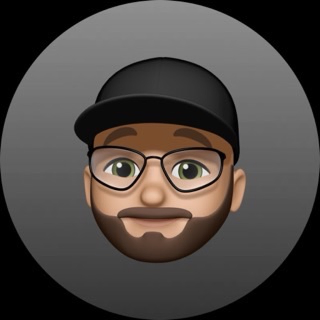 AppleMusic profile picture for @teddyj