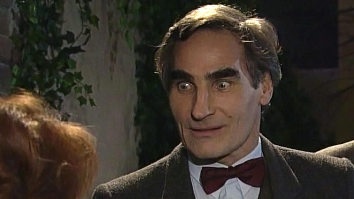 ‎Der geheimnisvollen Kunstprofessor Slanski - Unter uns (Staffel 1995 ...