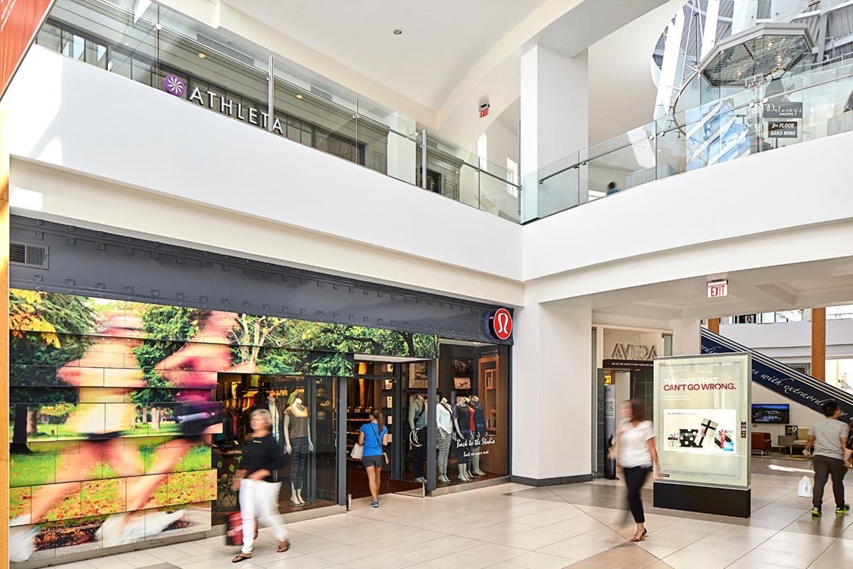 The Fashion Mall at Keystone - Apple Store - Apple