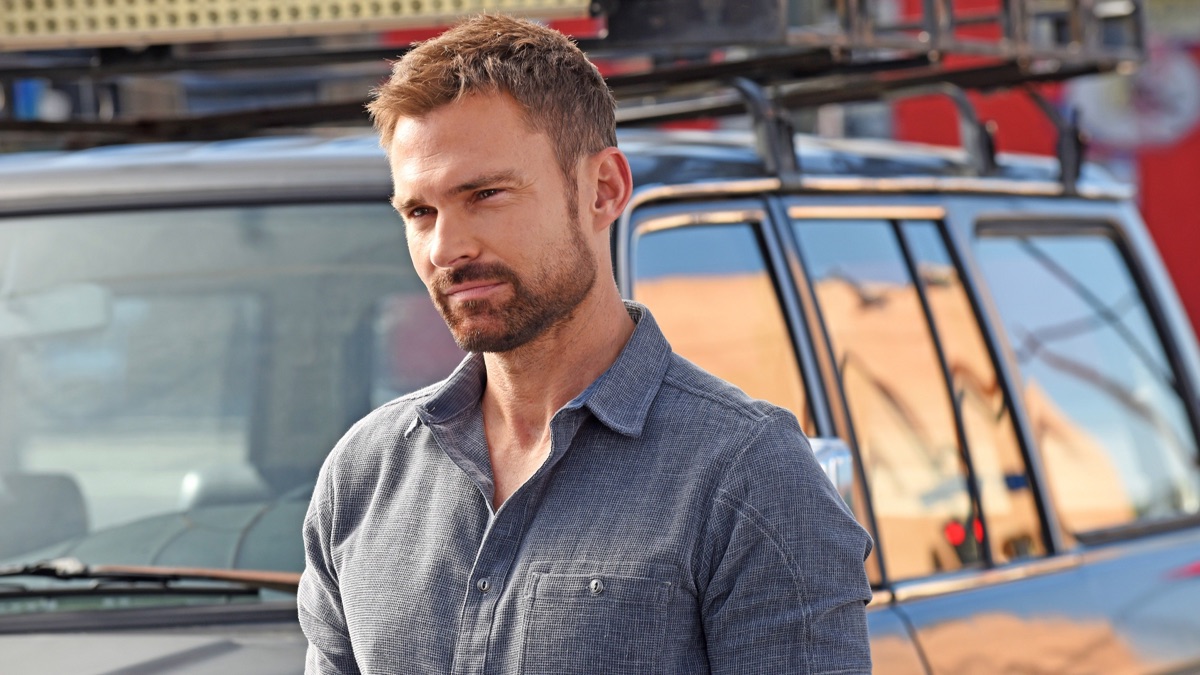 What The Puck - Lethal Weapon (Series 3, Episode 8) - Apple TV (EG)