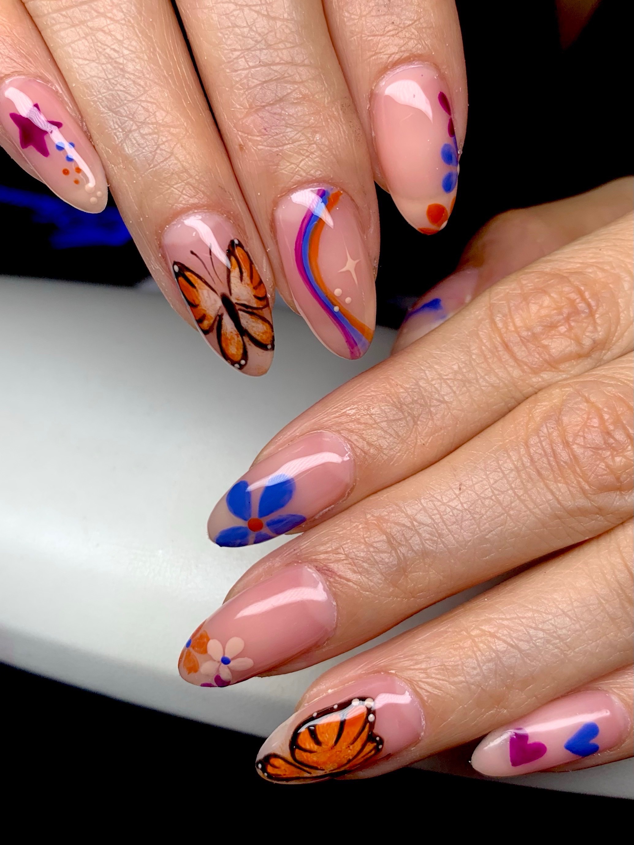 Gel Nails Salon