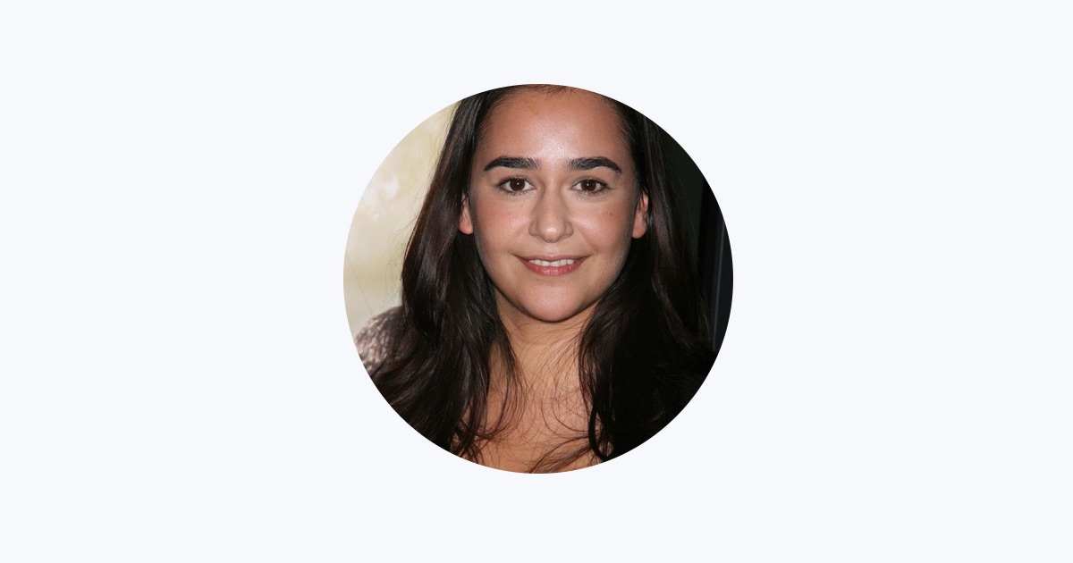 ‎Atossa Leoni - Movies and Podcasts - Apple Snapshot